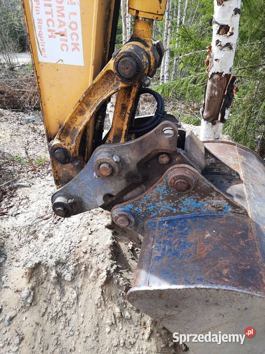 Komatsu PC88MR dodatkowo łyżki i pług