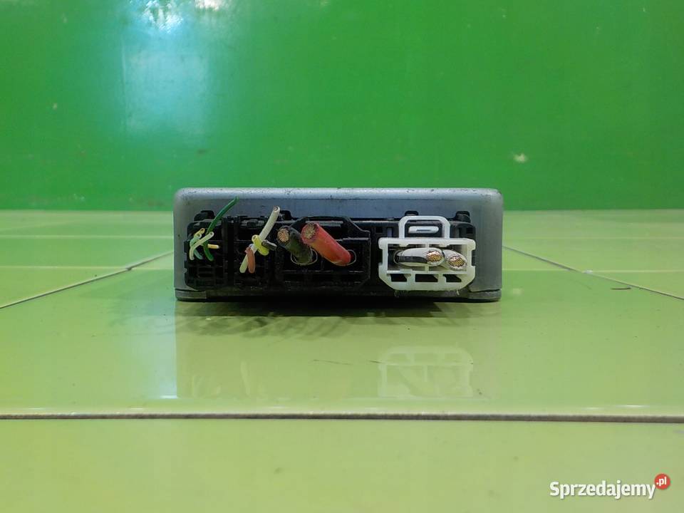 TOYOTA YARIS III 15 B 17 HB 5D modul sterownik Suków