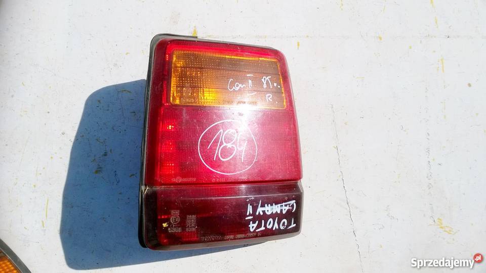 TOYOTA CARINA II 1985 1986 LAMPA TYŁ PRAWA dolnośląskie Wrocław