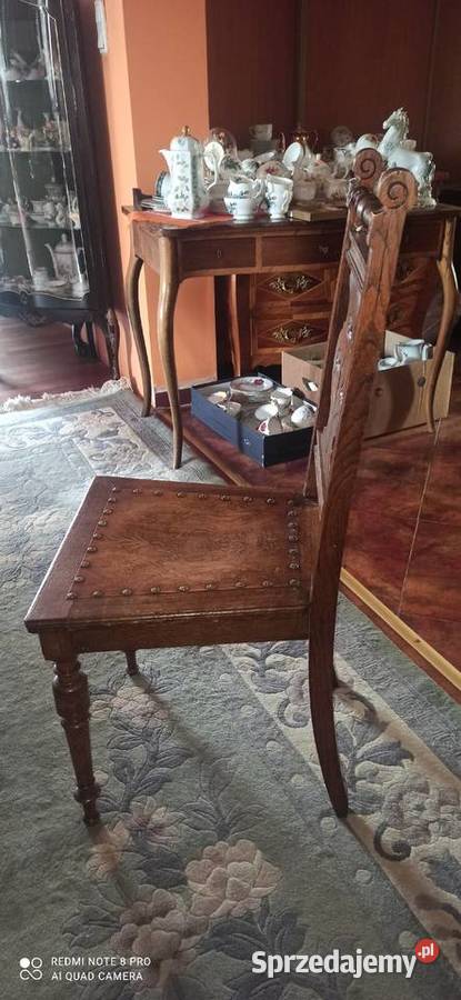 Piękne drewniane krzesło
Eklektyk Wytłaczane Gdańsk sprzedam