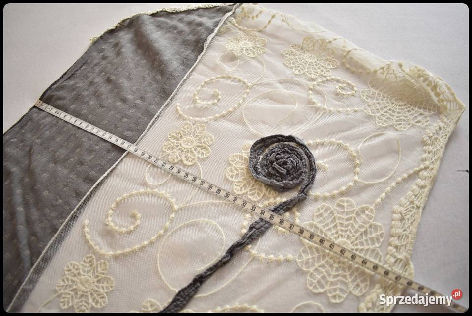 Piękna chusta szal z koronką nietypowa Dodatki Moda i Styl Płock sprzedam