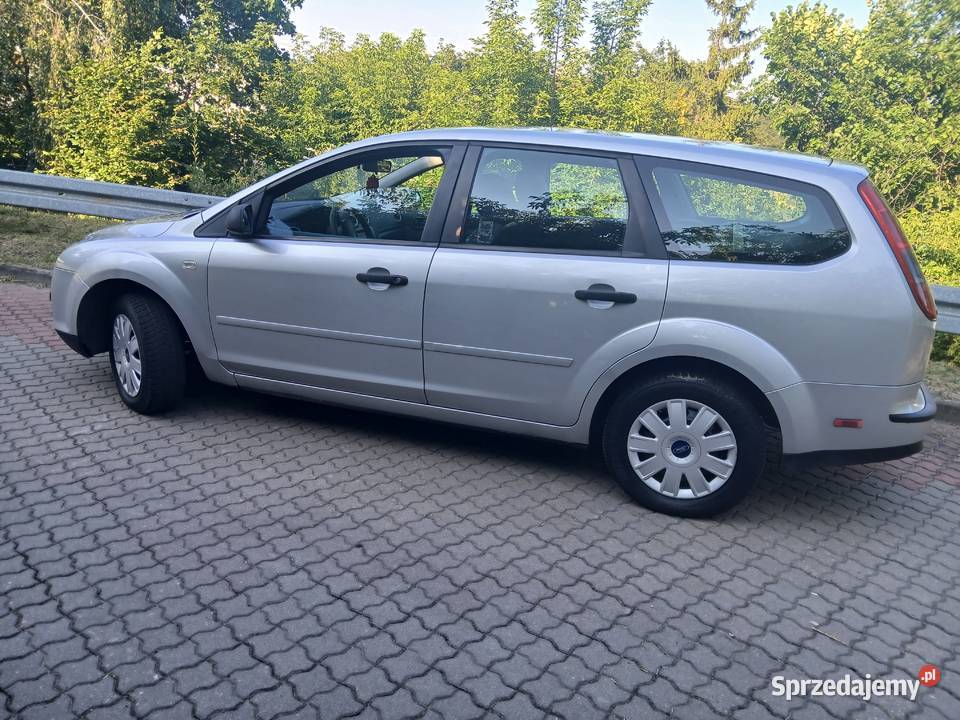 Ford focus 2006 16 benz klima dziala 225 lakier metallic Focus Bydgoszcz sprzedam