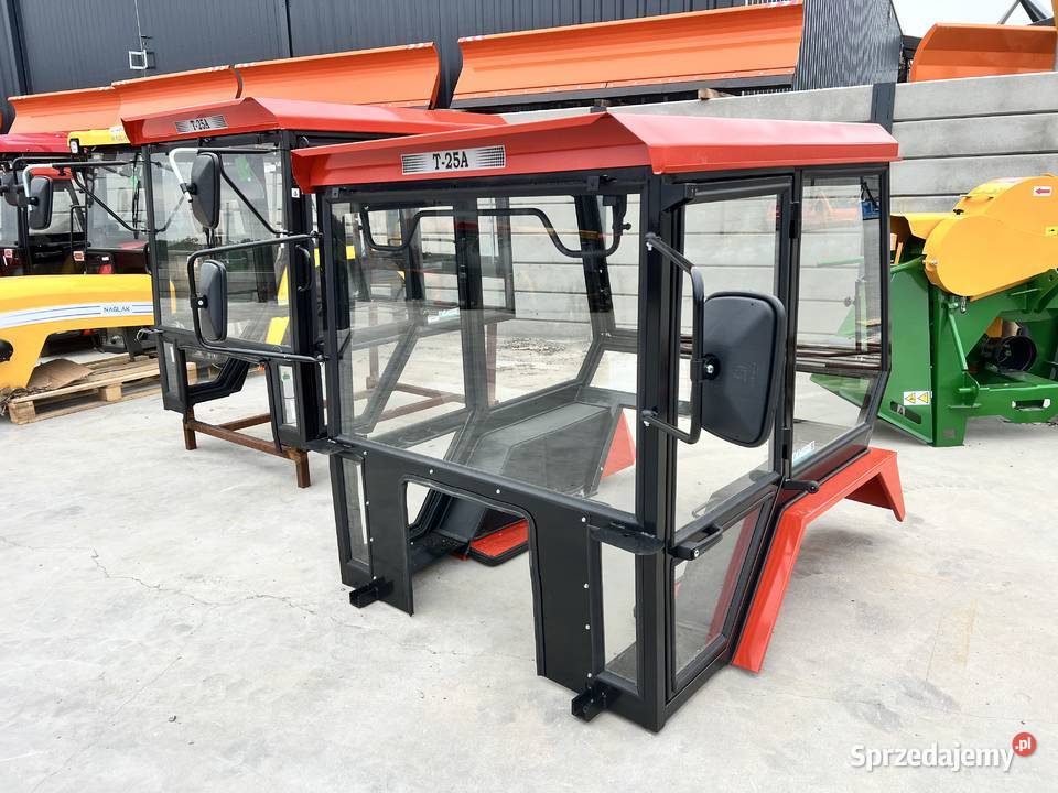 Kabina ciągnikowa Ursus C330 Ursus C360 MF235 Dębica