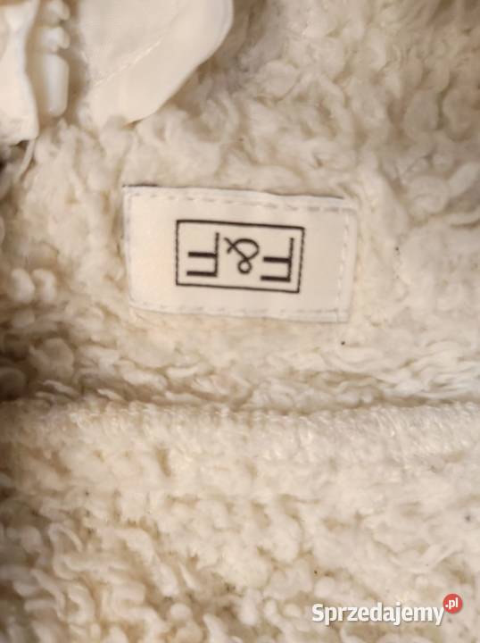 kurtka sweter bluza z kapturem polar dres 3 lata+ Kielce