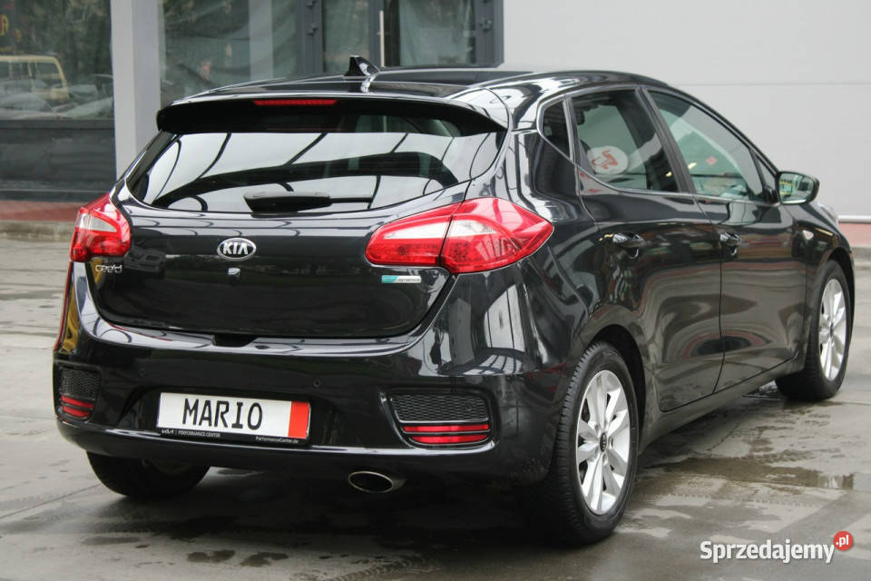 Kia Ceed Bezwypadkowy bogata wersja Kia Gliwice sprzedam