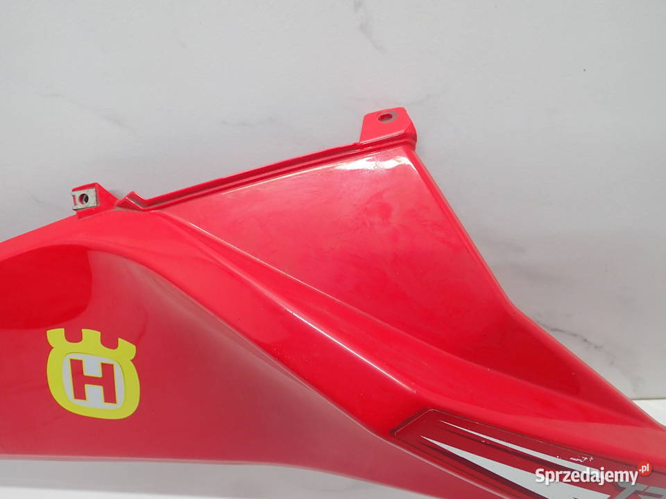Boczek Prawy Osłona Owiewka Zbiornika Husqvarna Strzelce Krajeńskie