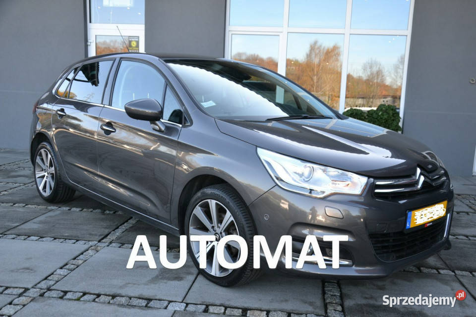 Citroen C4 12 benzyna 130 masaże xenon martwe Hatchback
