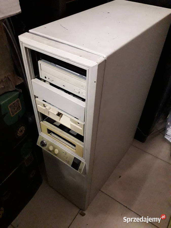 Obudow AT Bigtower retro PC Warszawa