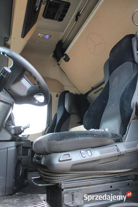 Ciagnik Mercedes pierwszy właściciel Warszawa