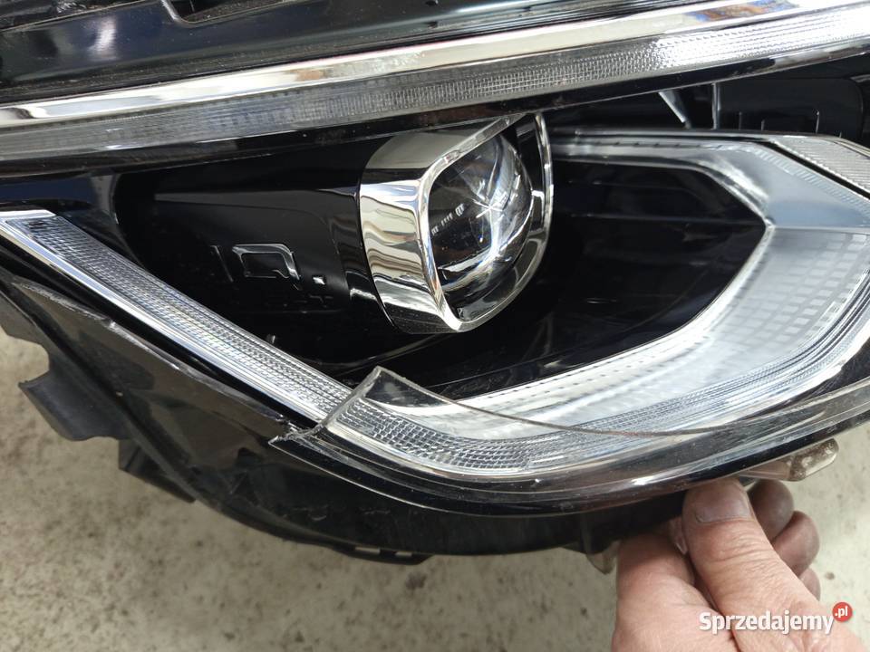 Reflektor prawy golf 8 IQ matrix orginal Lampy przednie Rzeszów