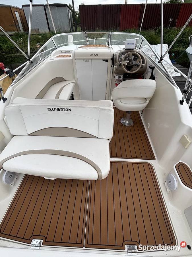 Glastron 249gs 5l volvo penta pełnym serwisie
