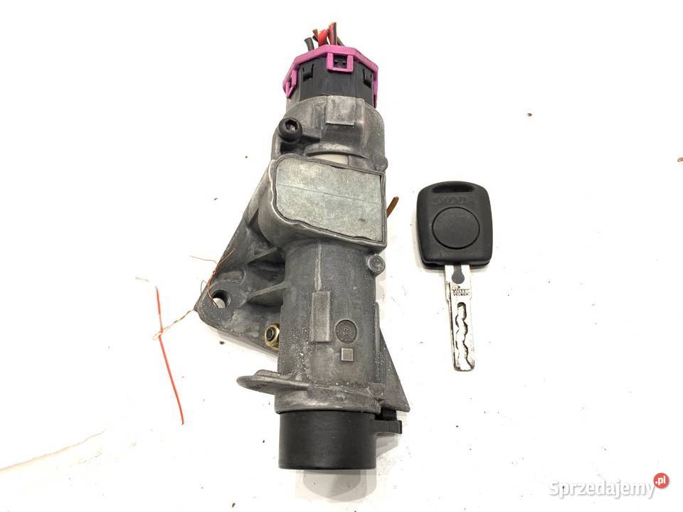 STACYJKA SKODA OCTAVIA I 18 125 9610 KLUCZYK