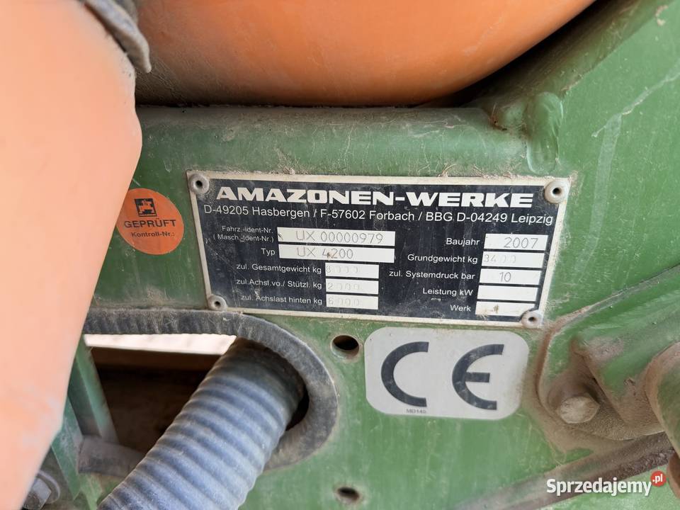 Opryskiwacz Amazone UX 4200 sprzedam