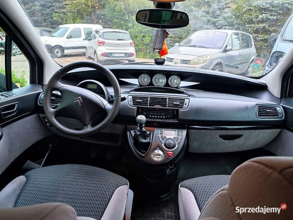 Ładny nie zgnity Citroen C8 lifcie 20 HDi 140 Rok produkcji 2009 Domaradz