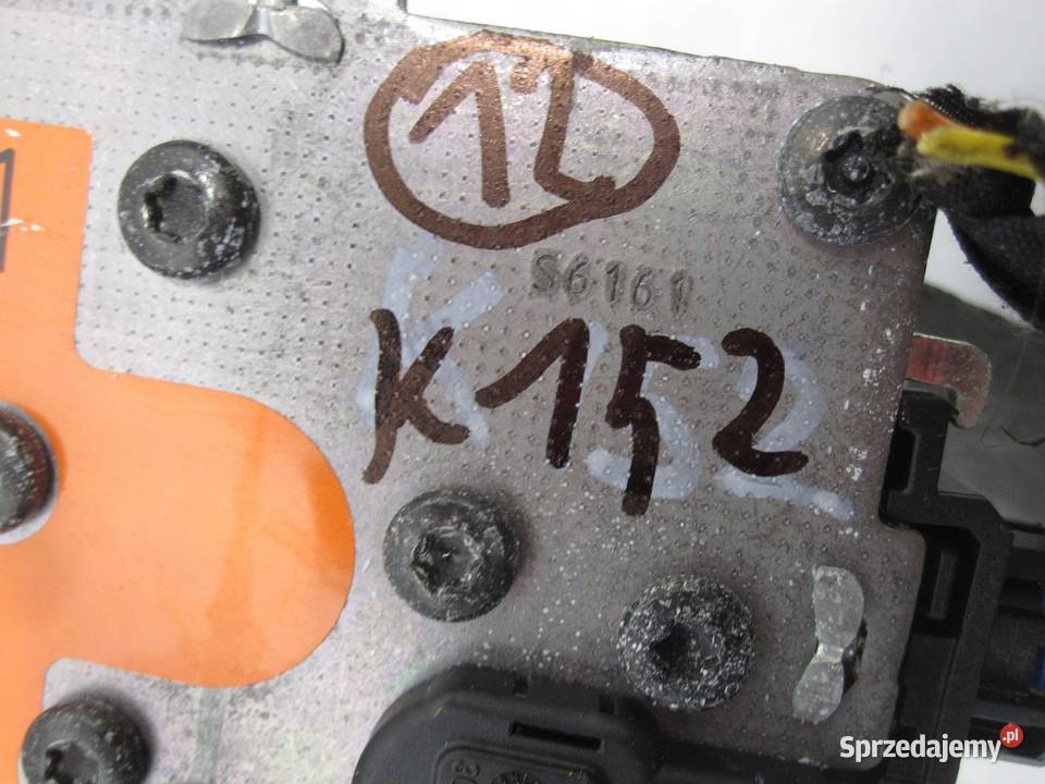 BERLINGO II 08r pas bezpieczeństwa prawy przód osobowe Kielce