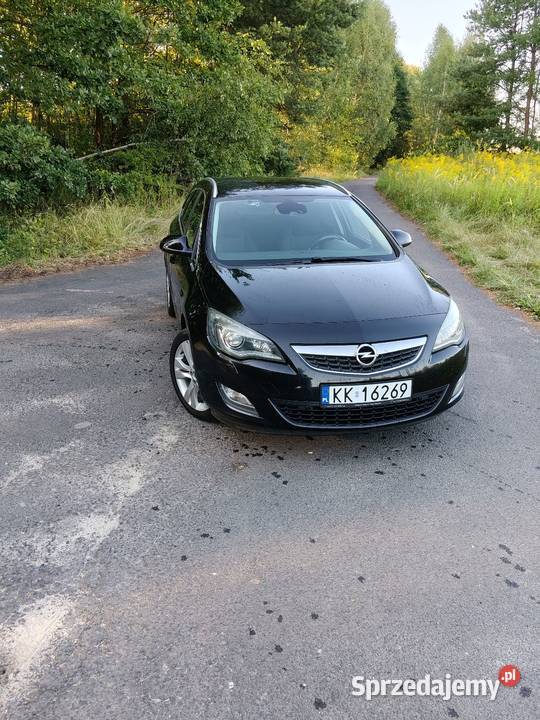 Opel Astra J kombi 14Turbo 140 bogate czujnik deszczu Zawiercie