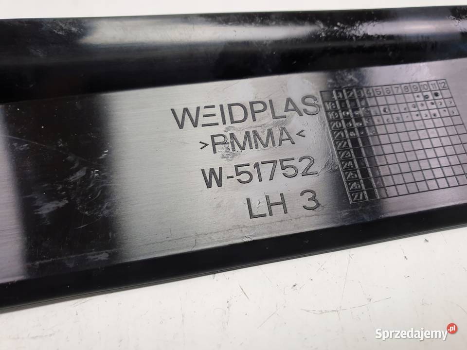 Opel Corsa F LISTWA DRZWI lewy tył Dekor W51752 Karoseria