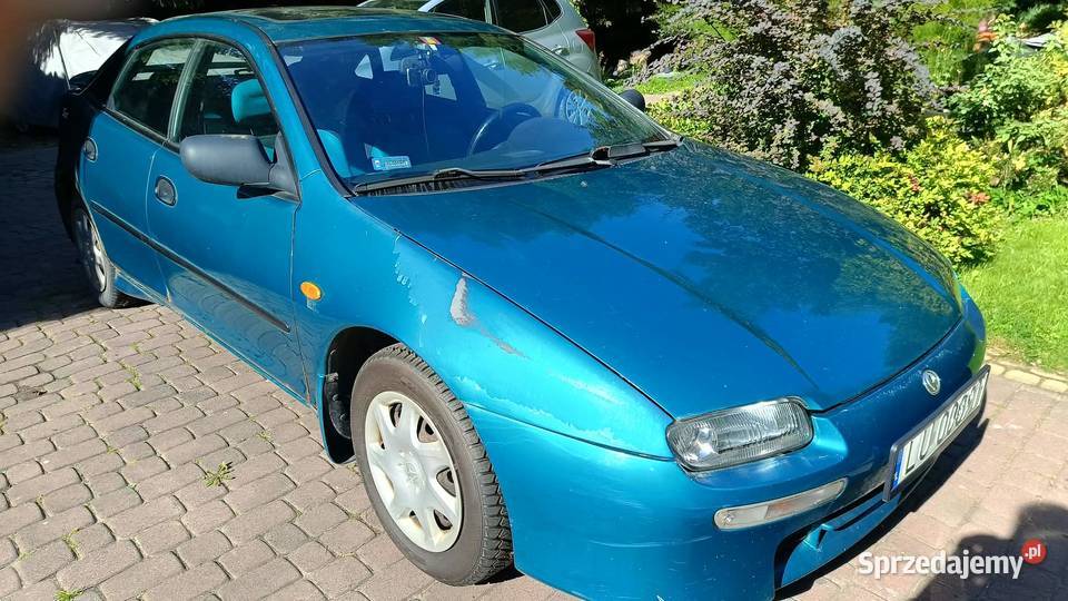 Mazda 323F