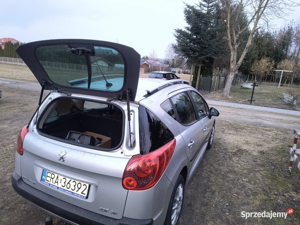 Sprzedam peugeot 207 SW 14 benzyna 2008 Rok produkcji 2008 207