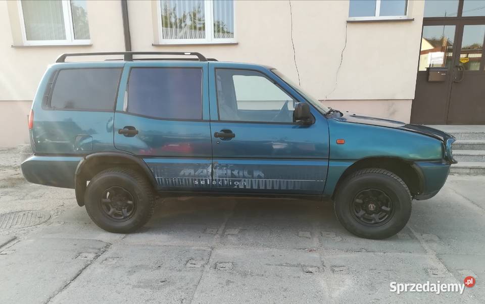 Ford Maverick Nissan Terrano 27 td 4x4 z Białystok sprzedam