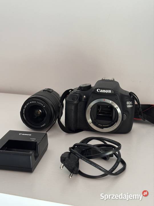 Lustrzanka Canon EOS 1200D obiektyw 1855MM Łuków sprzedam