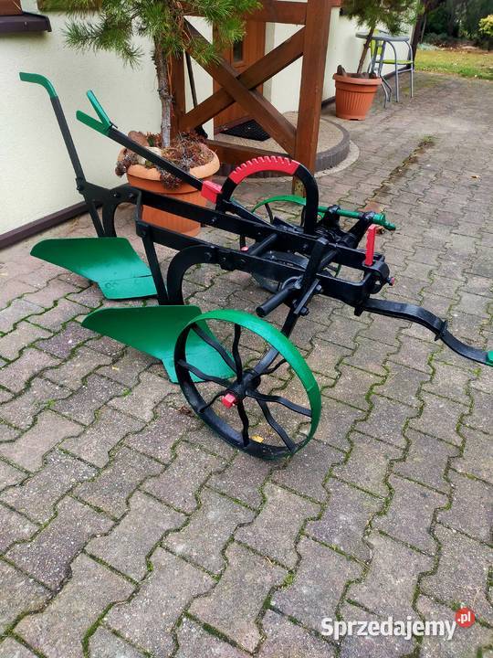 Pług konny dwuskibowy nieuszkodzony sprzedam