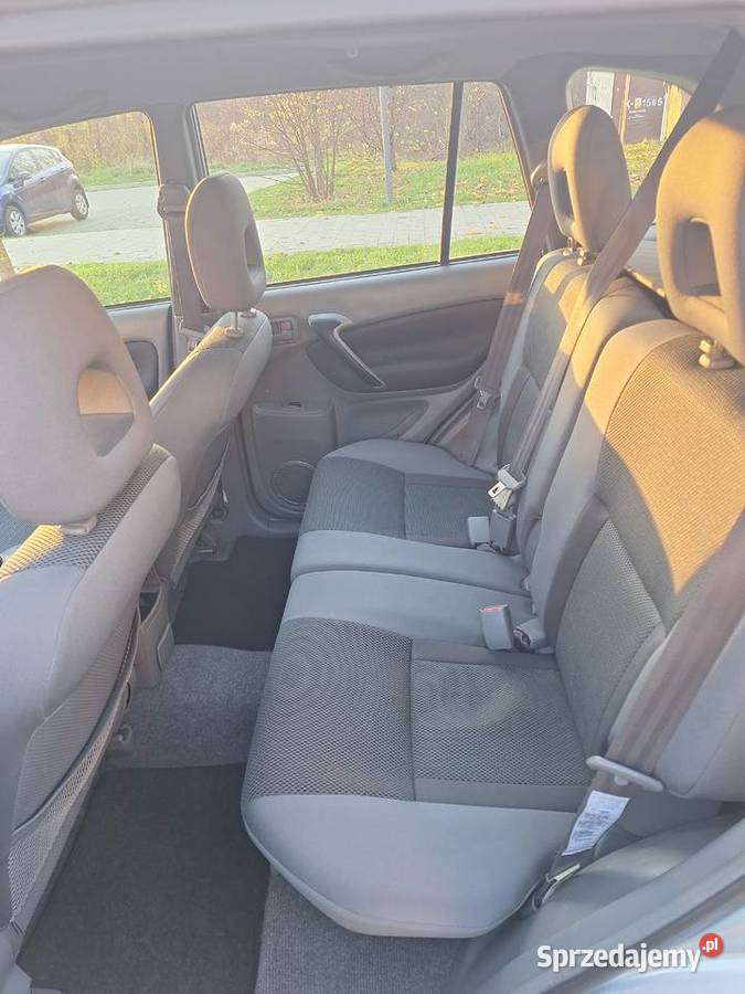 Na sprzedaż solidna i niezawodna Toyota RAV4 srebrny Lublin