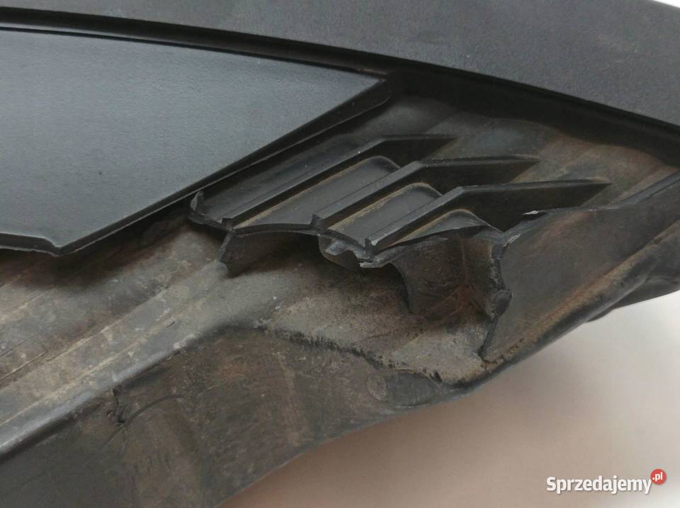 LAMPA PRZÓD LEWA EUROPA USZKODZONA Hyundai ix35 osobowe sprzedam