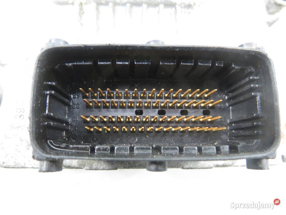 ZAMEK LEWY PRZEDNI OPEL CORSA D 13258270ED osobowe