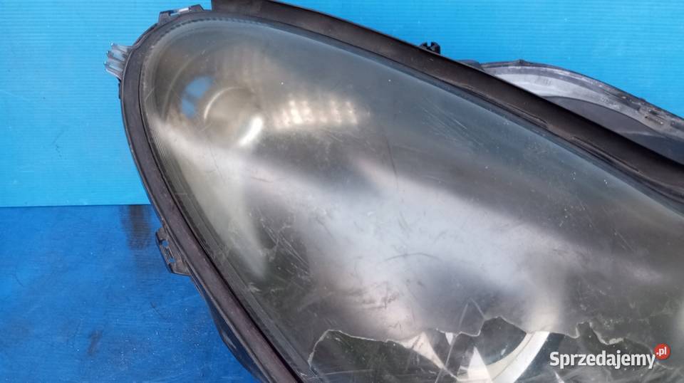 LAMPA PRAWY PRZÓD EUROPA XENON MERCEDES CLS W219 osobowe wielkopolskie Nowy Tomyśl