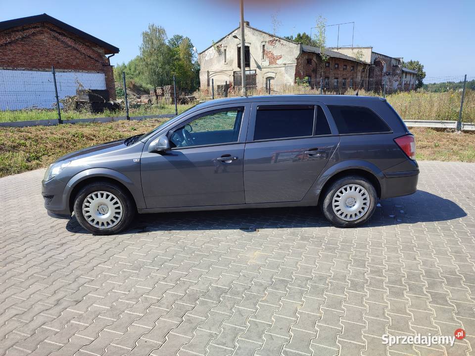 pel Astra H 16 LPGSerwisowanaFVUbezpieczenie bluetooth Kołbiel