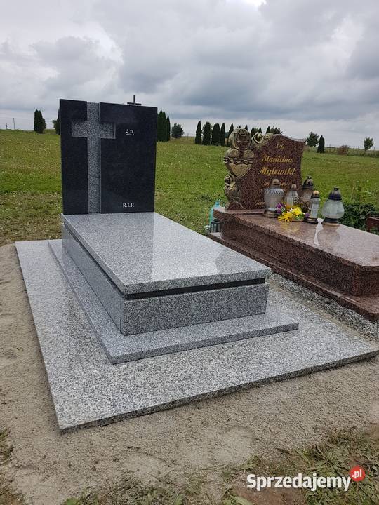 Nagrobek pojedynczystrzegomski impala z posadzką Świdnica