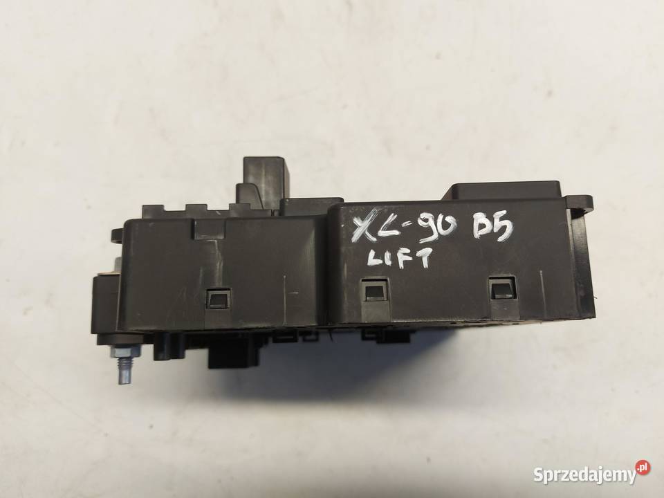 Volvo XC90 II LIFT B5 2021 20 TD Skrzynka