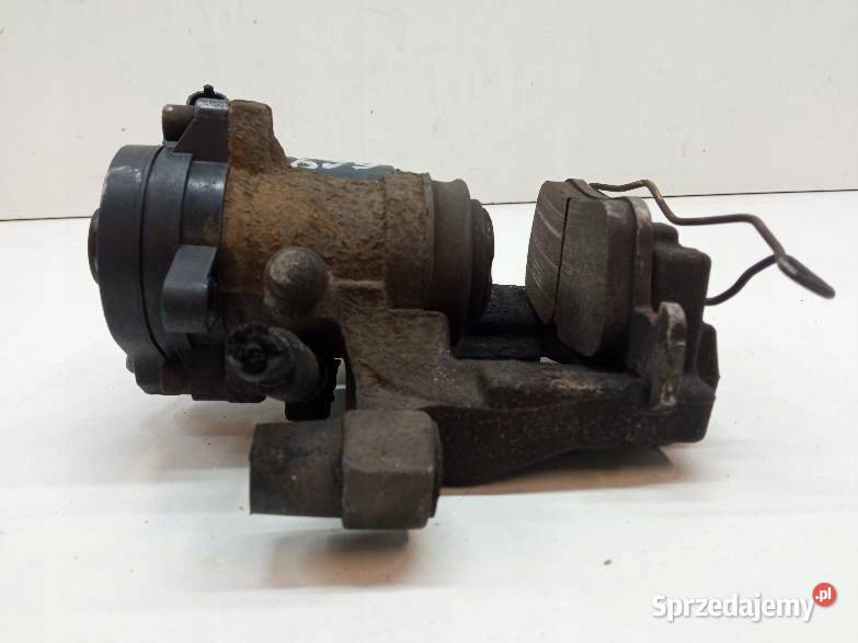 ZACISK HAMULCOWY PRAWY TYŁ 20 TDCI DG9C2D250H Rok produkcji 2015 Części samochodowe sprzedam