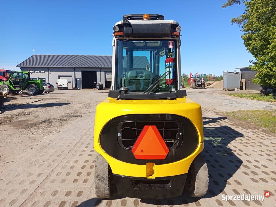 Wózek widłowy Mitsubishi FD 40K sprzedam