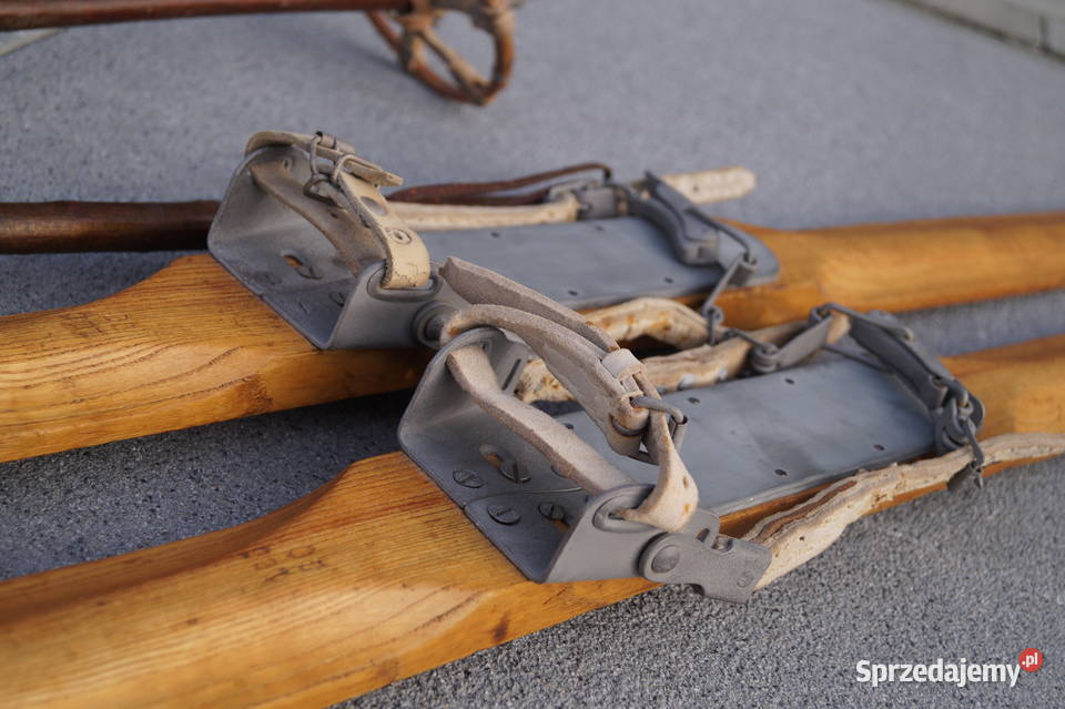 Stare narty jesionowe 177 z kijkami Pozostałe Pruchnik