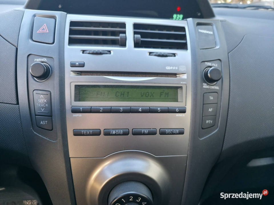 Toyota Yaris 10 Benzyna Serwisowany Gwarancja II Hatchback Piekoszów sprzedam