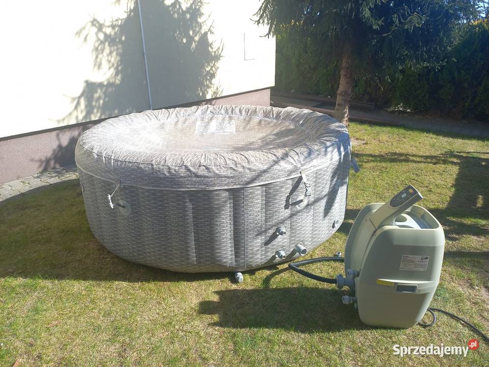 Jacuzzi ogrodowe Honolulu Baseny, balie i sauny lubelskie Lubartów