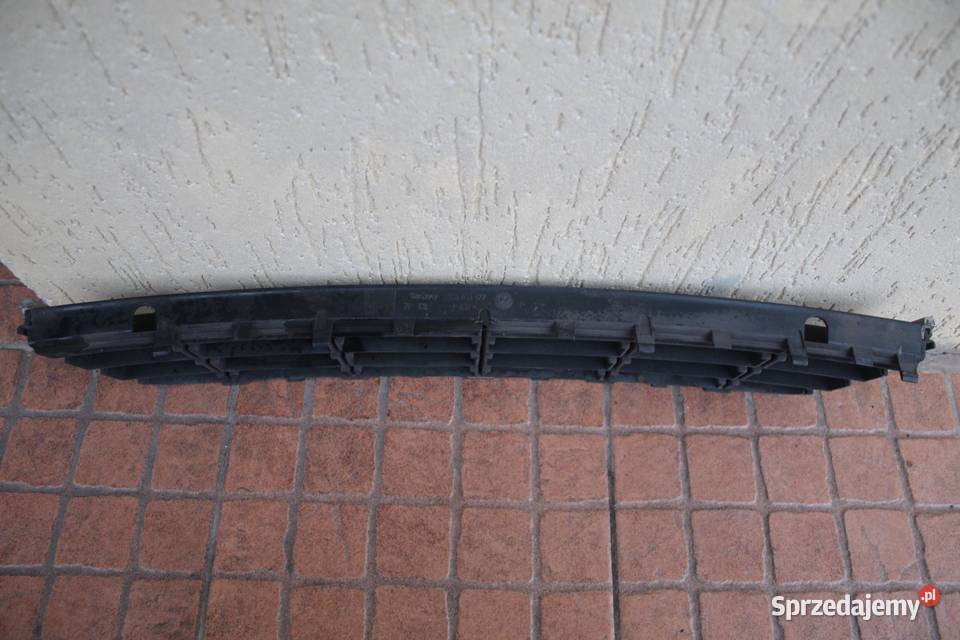 KRATKA ZDERZAKA ŚRODKOWY PRZÓD VW PASSAT B6 wielkopolskie sprzedam