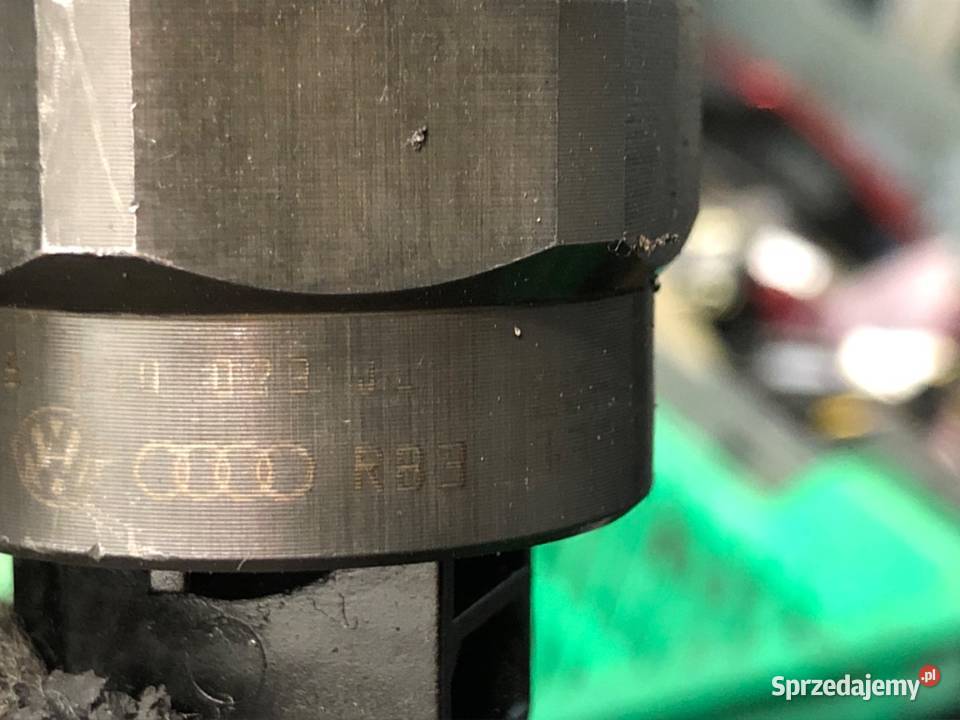 POMPOWTRYSKIWACZ VW PASSAT B5 FL 038130073J 19