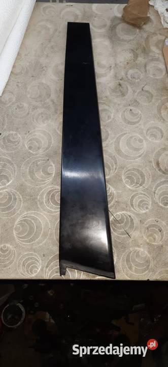 Listwa pionowa drzwi przod prawy pasazera Honda osobowe Ostrowiec Świętokrzyski