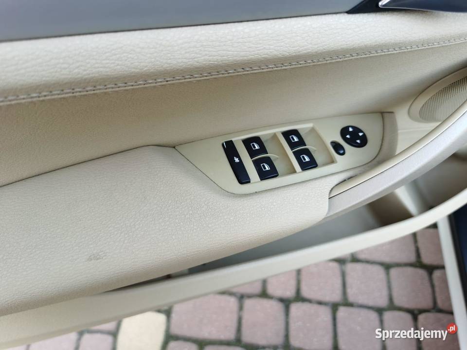 Zadbane BMW X1 XDRIVE 23D 204 łopatki jasne nieuszkodzony Leszno