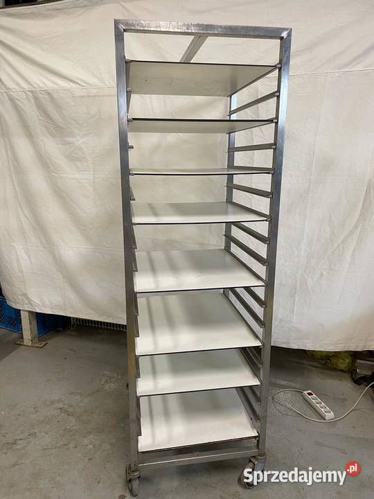 Wózek na GNy tace Kozubszczyzna sprzedam