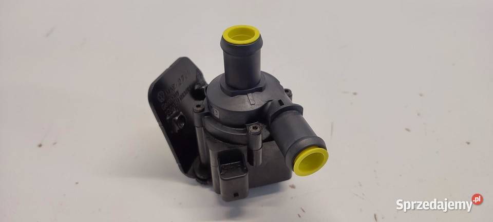 VW TIGUAN II POMPKA WODY 20 TDI 5Q0965561B osobowe