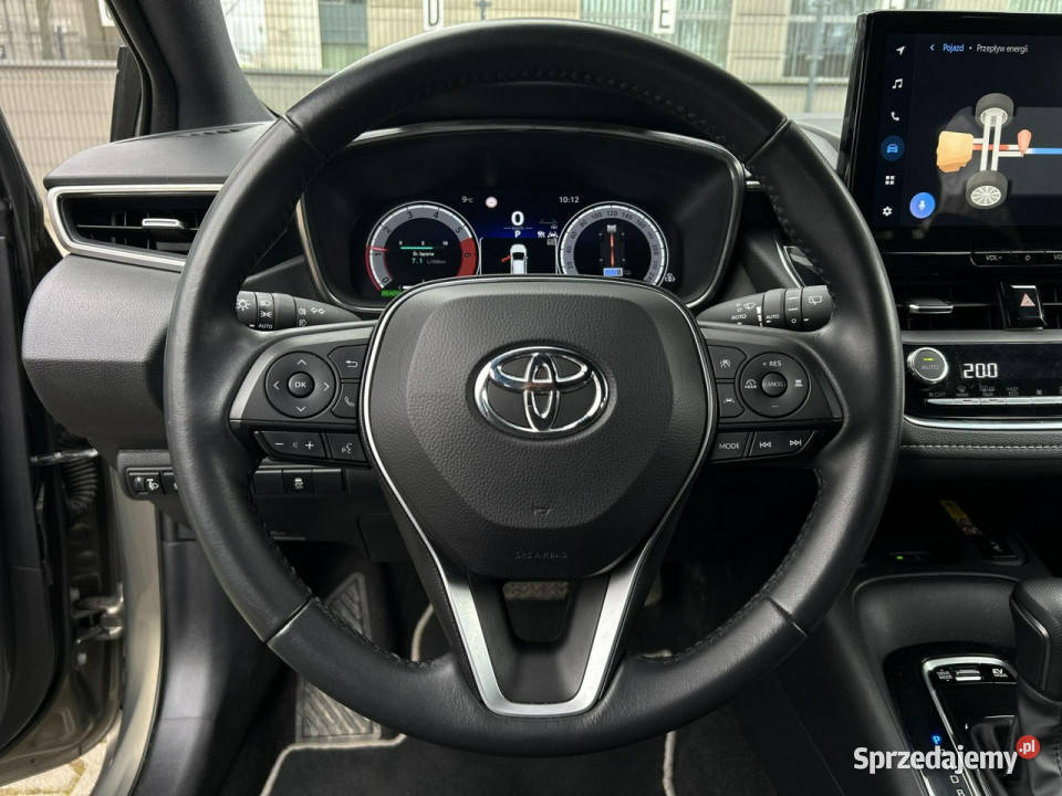 Toyota Corolla 18 Hybrid 140 COMFORT TECH salon światła do jazdy dziennej Warszawa