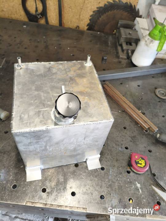 Zbiorniki paliwa na zamówienie aluminium stal Zbiorniki Miedziana Góra