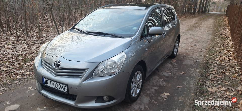 TOYOTA VERSO 18 benzyna 147 155000 7osPanorama Rok produkcji 2011 mazowieckie Malcanów