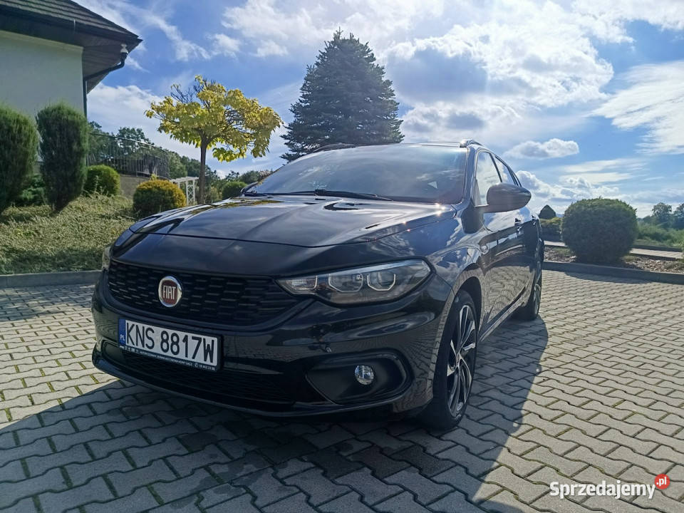 Fiat Tipo SDesign 14 TJet 120 super wyposażenie podgrzewane fotele Tipo