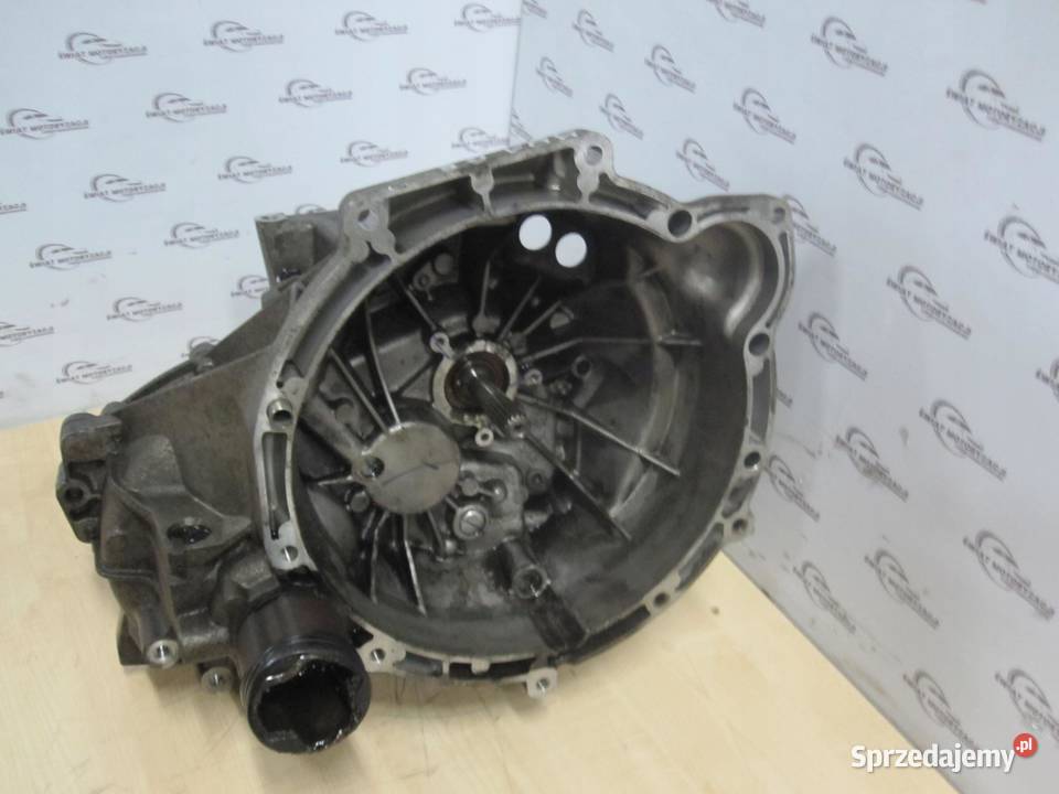 Ford Ka Plus 12 TIVCT B2KA 17r70 DG1BR7002BSA osobowe sprzedam