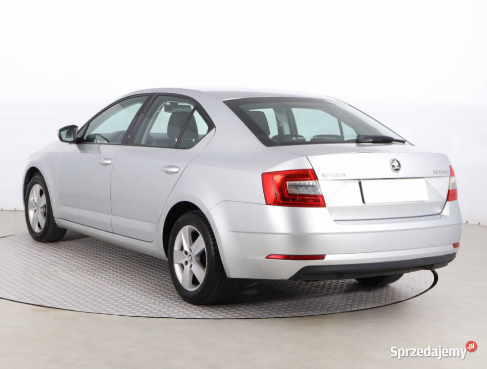 Skoda Octavia 10 TSI gniazdo USB Piaseczno